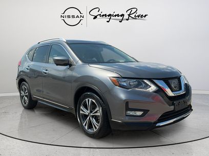 Used 2017 Nissan Rogue SL