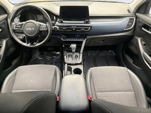 Used 2023 Kia Seltos S w/ Navigation Package AWD/4WD image 14