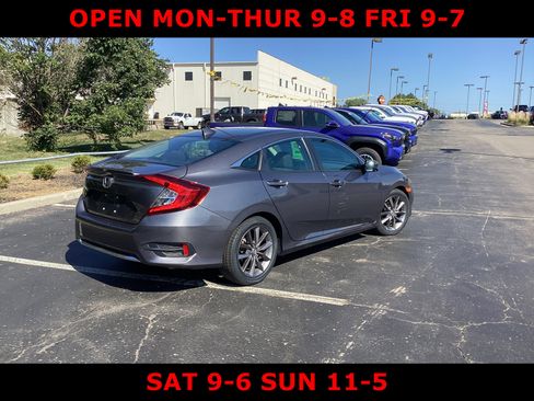 Used 2020 Honda Civic EX image 3
