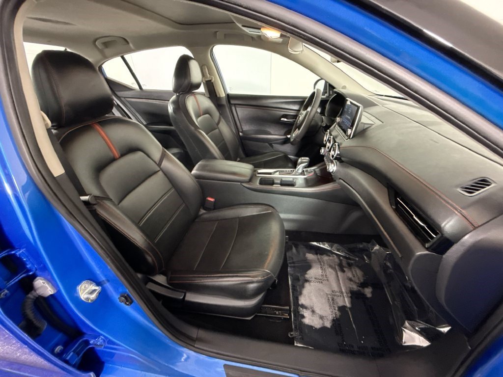 Used 2024 Nissan Sentra SR w/ SR Premium Package FWD image 28