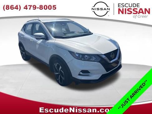 Used 2022 Nissan Rogue Sport SL AWD/4WD image 1