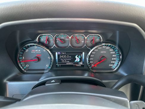 Used 2018 Chevrolet Silverado 1500 LT w/ All Star Edition image 29