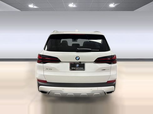 Certified 2024 BMW X5 xDrive40i w/ Premium Package image 9