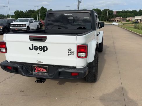 Used 2022 Jeep Gladiator Sport AWD/4WD image 7
