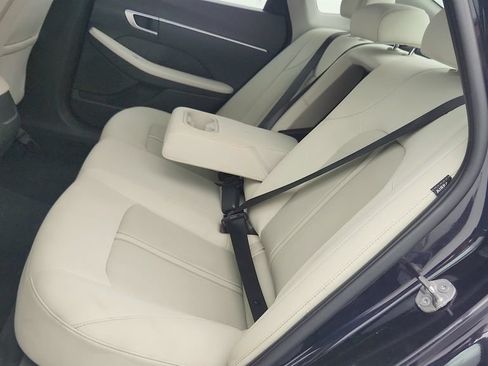 Used 2025 Hyundai Sonata SEL FWD image 23