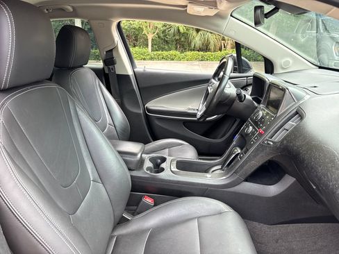 Used 2014 Chevrolet Volt Premium w/ Premium Trim Package FWD image 28