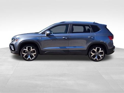Used 2022 Volkswagen Taos SEL AWD/4WD image 5