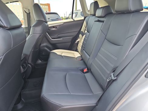 Used 2021 Toyota RAV4 XLE Premium AWD/4WD image 11