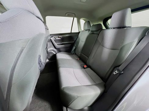 Used 2025 Toyota RAV4 XLE AWD/4WD image 23