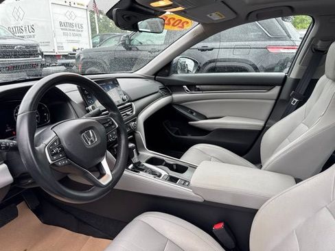 Used 2020 Honda Accord EX-L image 10