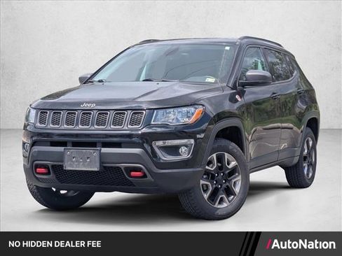 Used 2017 Jeep Compass Trailhawk w/ Leather Interior Group AWD/4WD image 1