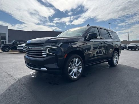 Used 2022 Chevrolet Tahoe High Country AWD/4WD image 3