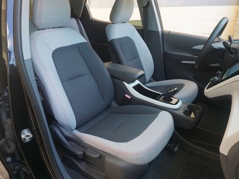 Used 2020 Chevrolet Bolt LT image 20