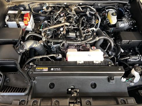 Used 2025 Toyota 4Runner SR5 image 13