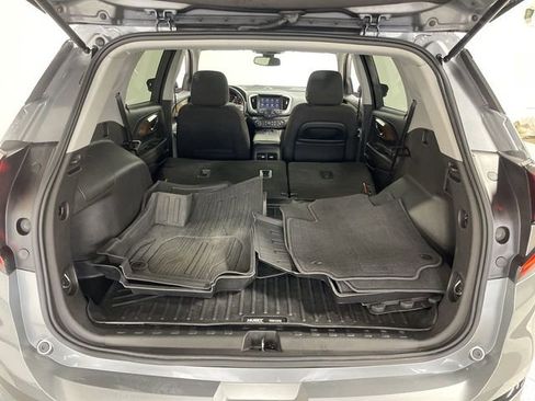 Used 2020 GMC Terrain SLE w/ Driver Convenience Package image 25