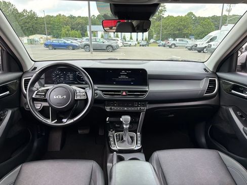 Certified 2024 Kia Seltos EX AWD/4WD image 8