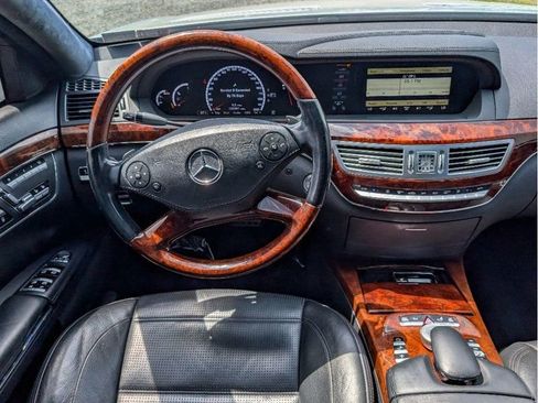 Used 2010 Mercedes-Benz S 63 AMG image 26