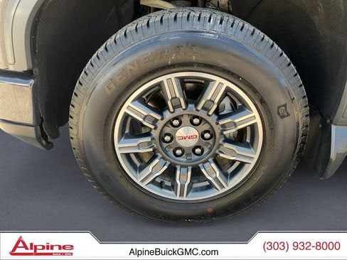 Used 2024 GMC Sierra 1500 AT4 AWD/4WD image 14