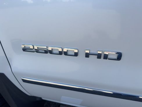 Used 2019 Chevrolet Silverado 2500 LTZ w/ Duramax Plus Package AWD/4WD image 10