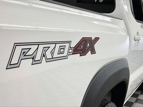 New 2025 Nissan Frontier PRO-4X image 38