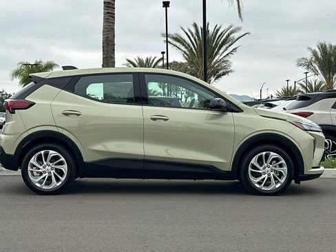 New 2027 Chevrolet Bolt LT w/ Comfort Package FWD image 3