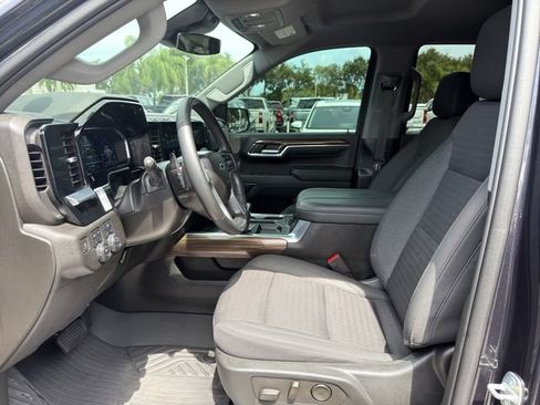 Used 2023 Chevrolet Silverado 1500 RST AWD/4WD image 11