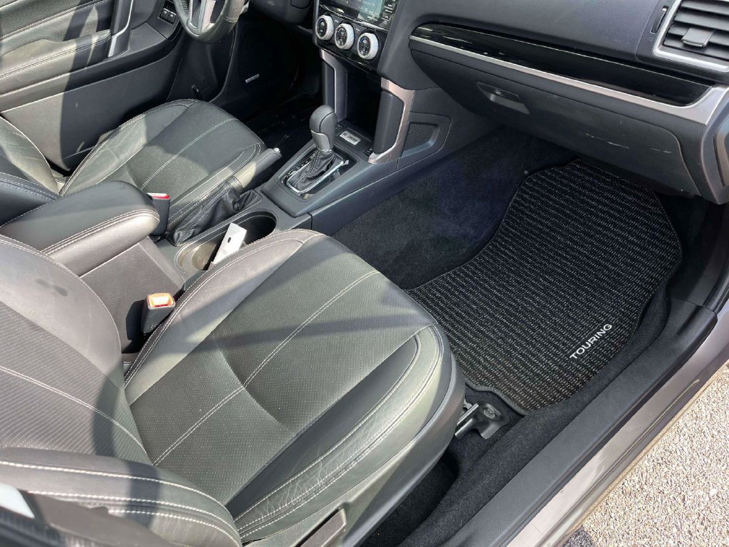 Used 2018 Subaru Forester 2.5i Touring AWD/4WD image 11