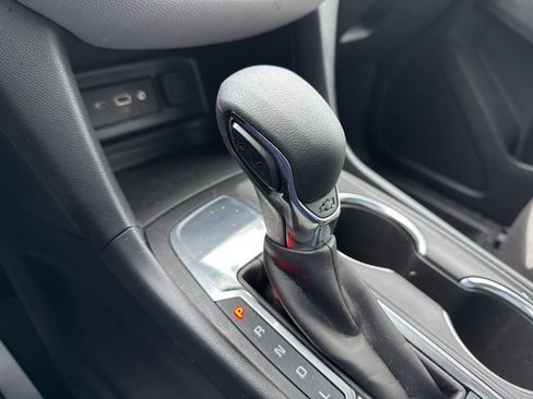 Used 2024 Chevrolet Equinox LS w/ LS Convenience Package FWD image 19