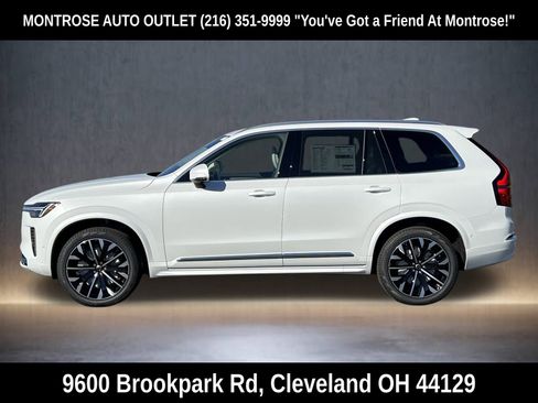 New 2026 Volvo XC90 B6 Ultra image 3