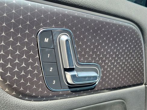 New 2025 Mercedes-Benz GLA 250 image 17