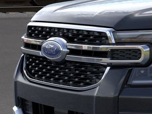 New 2025 Ford Ranger Lariat w/ Chrome Accent Package image 17