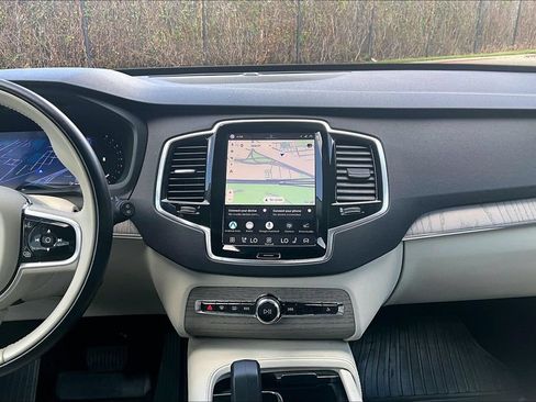 Used 2025 Volvo XC90 B6 Plus w/ Protection Package Premier AWD/4WD image 43