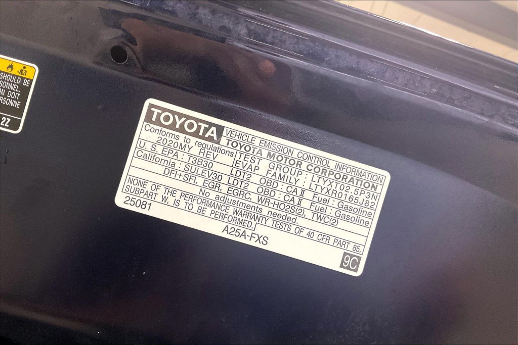 Used 2020 Toyota RAV4 Limited AWD/4WD image 32