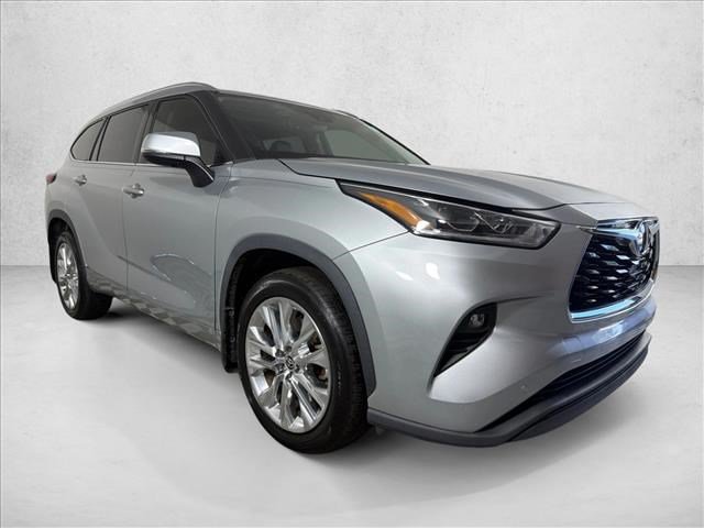 Used 2020 Toyota Highlander Limited AWD/4WD image 1