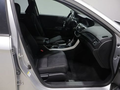 Used 2014 Honda Accord Sport image 21