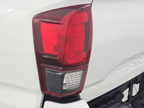 Used 2021 Toyota Tacoma SR image 32