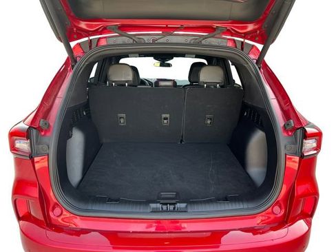 Certified 2024 Ford Escape ST-Line w/ Tech Pack #1 AWD/4WD image 18