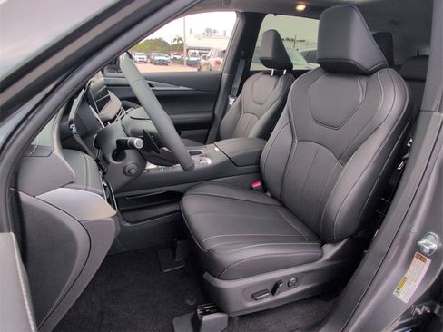 New 2026 INFINITI QX60 Luxe w/ Cargo Package image 5