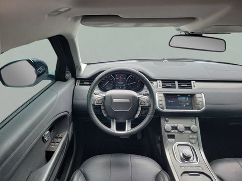 Used 2019 Land Rover Range Rover Evoque SE AWD/4WD image 5