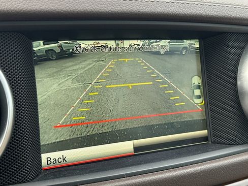 Used 2015 Mercedes-Benz SL 63 AMG image 24