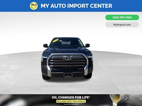 Used 2024 Toyota Tundra Limited w/ Power Package AWD/4WD image 2