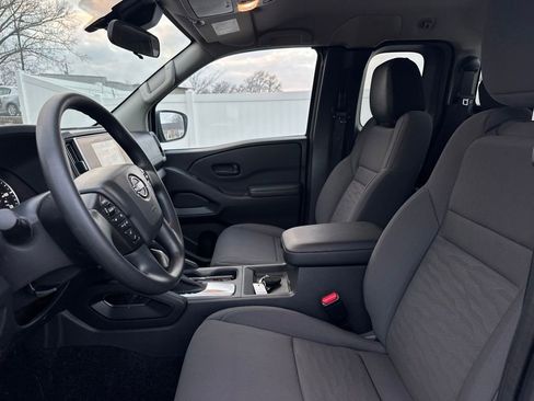 Used 2025 Nissan Frontier S image 20