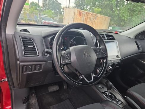 Used 2025 Mitsubishi Outlander Sport SE AWD/4WD image 15