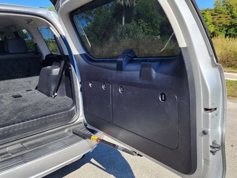 Used 2016 Lexus GX 460 image 33