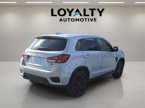 Used 2024 Mitsubishi Outlander Sport LE image 5