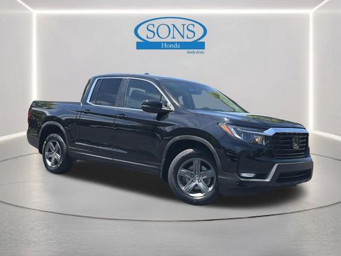 Certified 2023 Honda Ridgeline RTL image 2