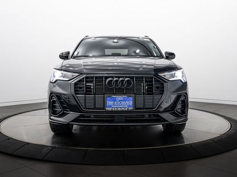 Used 2025 Audi Q3 2.0T Premium w/ Convenience Package AWD/4WD image 21