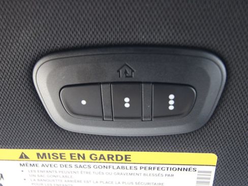 Used 2026 Chrysler Pacifica Select AWD/4WD image 35