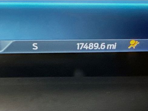 Used 2023 Ford F150 Lightning Lariat AWD/4WD image 4