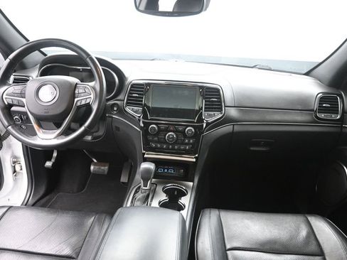 Used 2019 Jeep Grand Cherokee High Altitude RWD image 12
